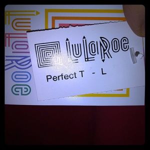 LuLaroe pink Perfect T